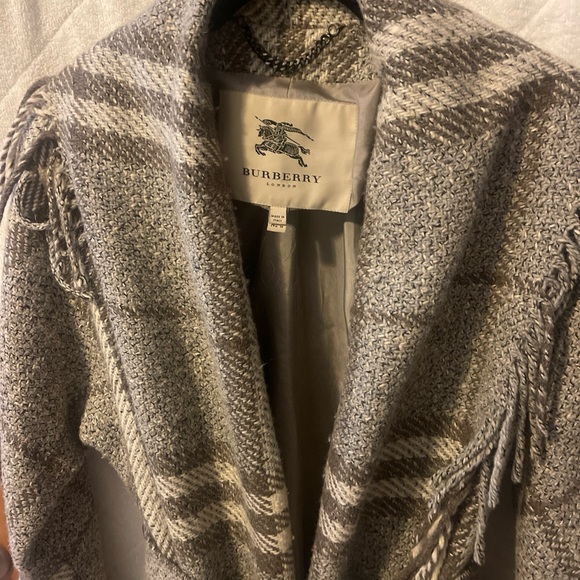 Burberry Alpaca Blend Tweed Wrap Fringe Belted Plaid Check Coat - Picture 13 of 14